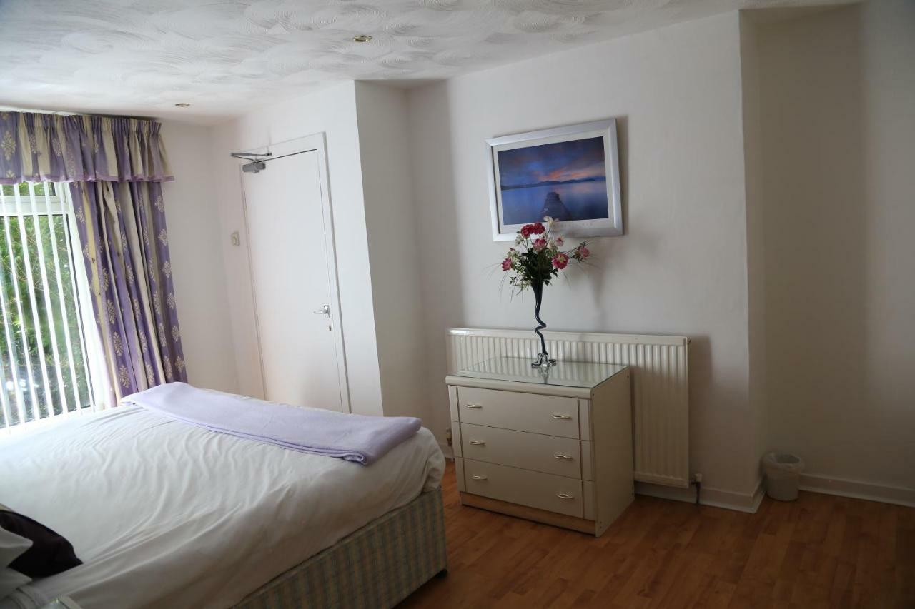 La Suisse Serviced * Manchester