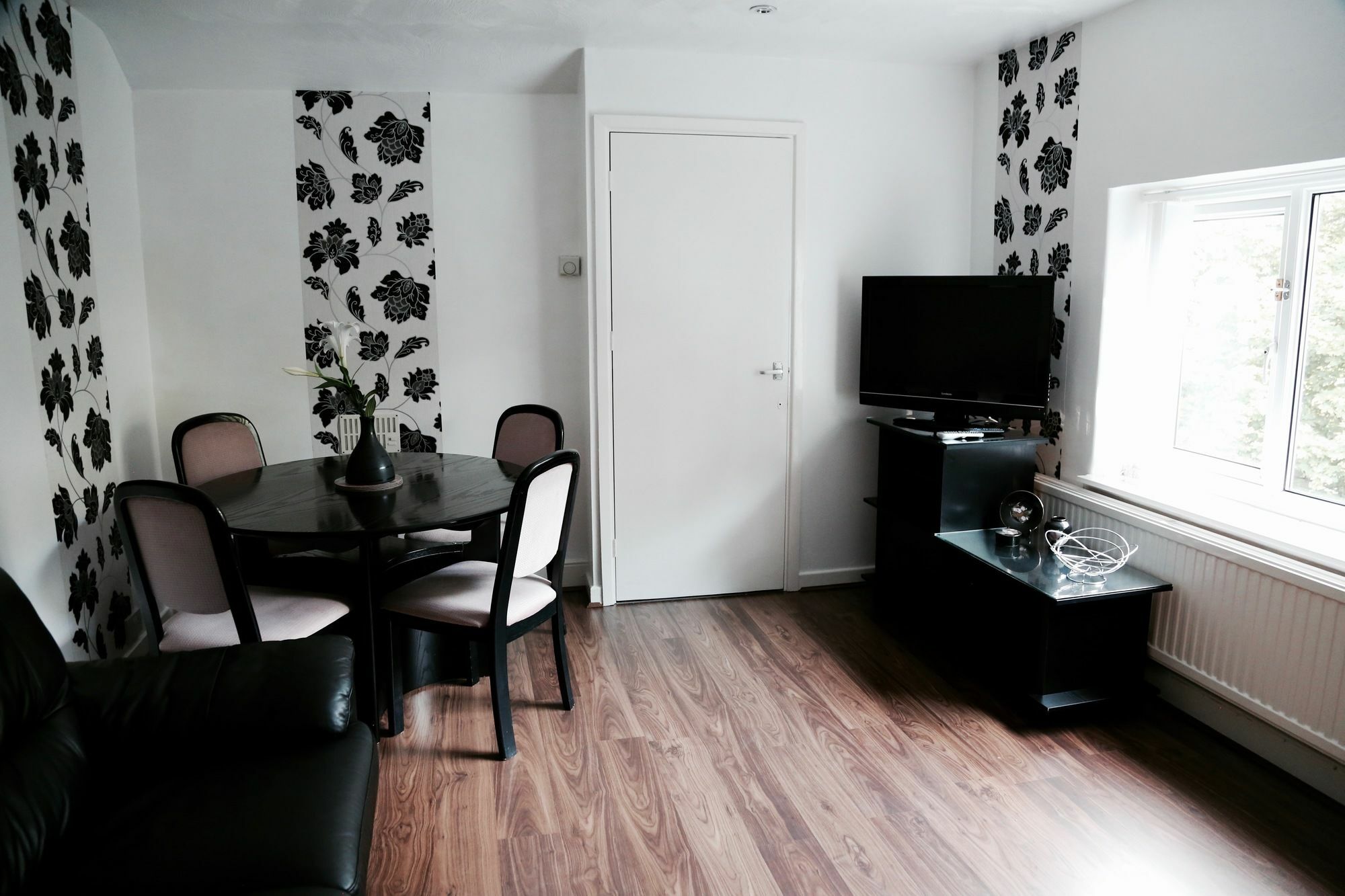 Apartamento La Suisse Serviced *